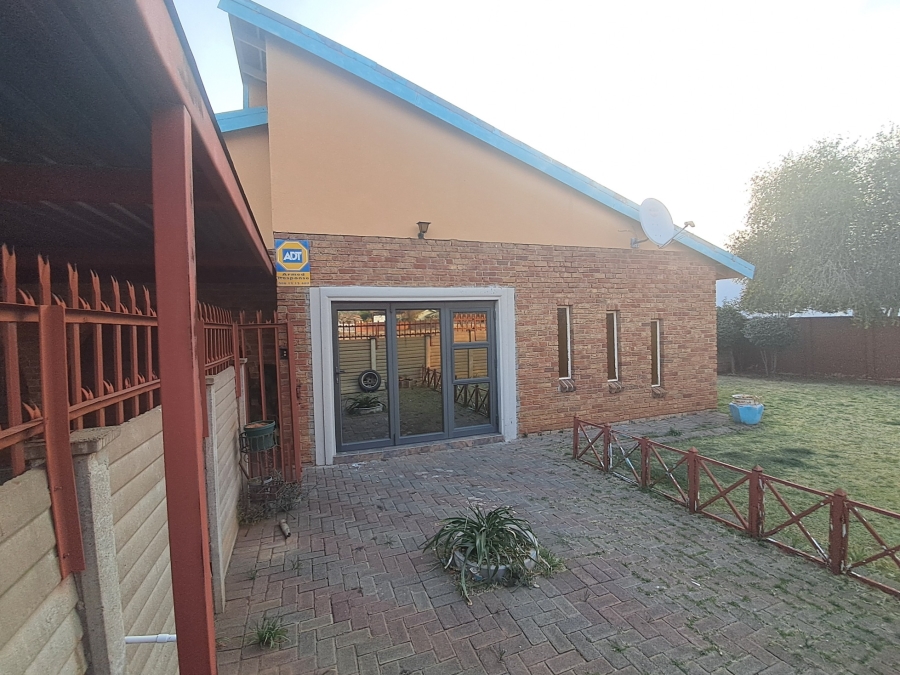 5 Bedroom Property for Sale in Fauna Free State